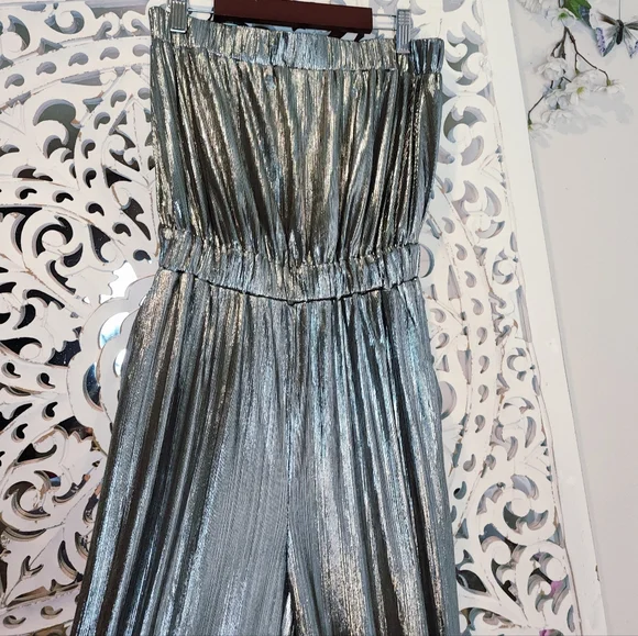 ELLIATT MAYAH STRAPPLES SHIMMER JUMPSUIT SIDE POCKETS RETRO-INSPIRED SIZE SMALL - Picture 9 of 16